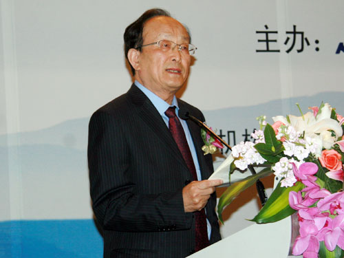 全国人大财经正局级巡视员王连洲
